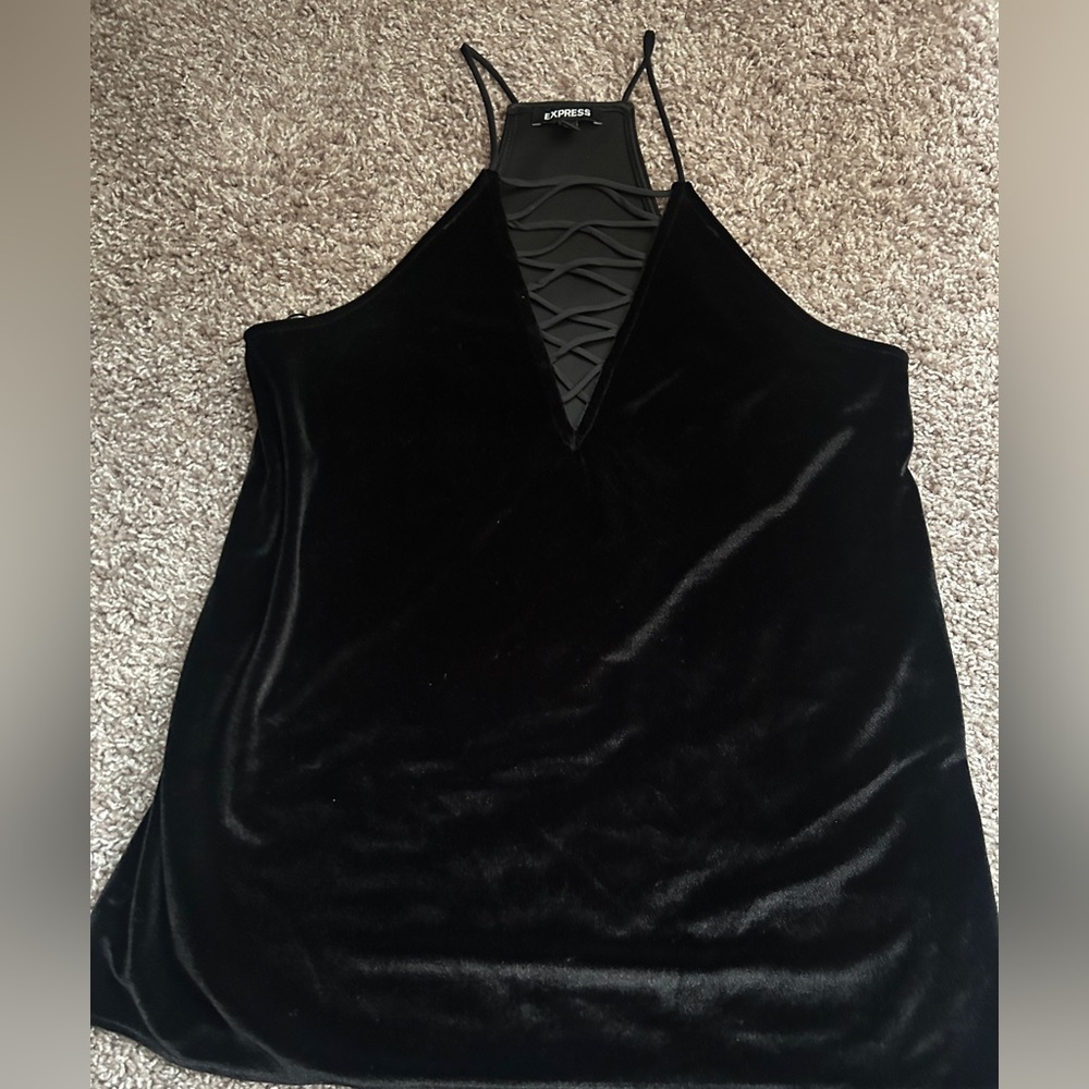 Express Top - Picture 3 of 5